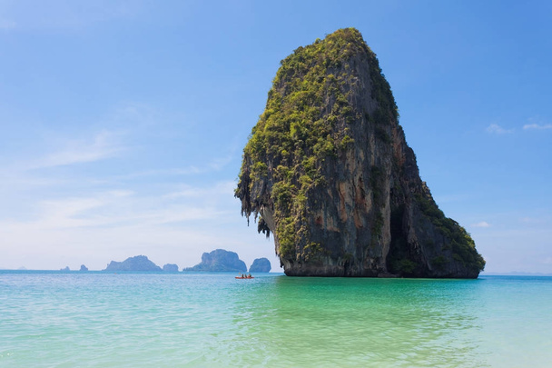 Krabi Thaiföld - Phra Nang Beach rock óriás- - Fotó, kép