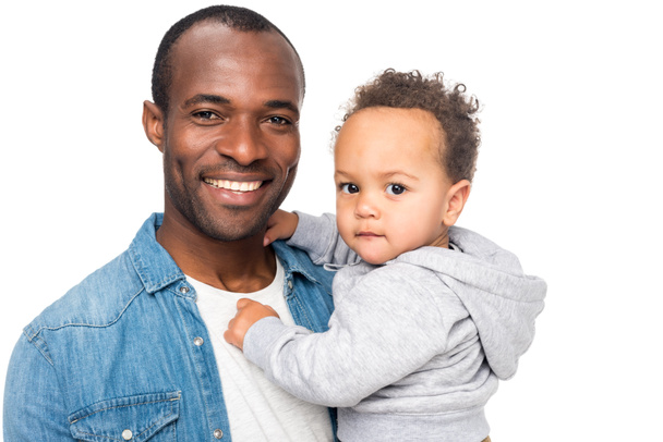 afro-americano padre con pequeño niño
  - Foto, Imagen