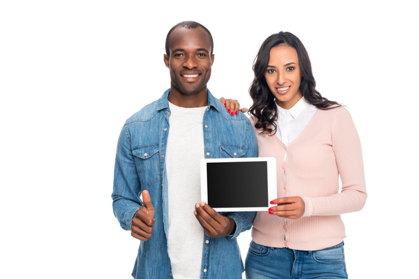 couple afro-américain avec tablette numérique
 - Photo, image