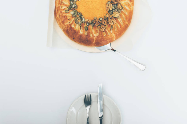 pumkin pie with cutlery - Φωτογραφία, εικόνα