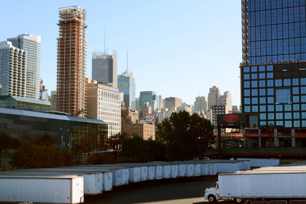 Cityscape of Manhattan with tower blocks and Javits Convention C - Valokuva, kuva