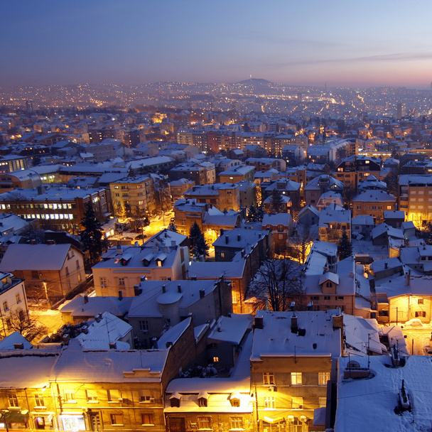 Захід сонця над Белград снігом - Фото, зображення