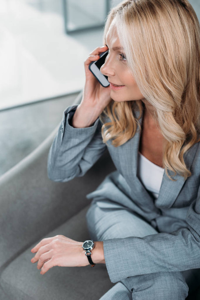 businesswoman talkign by phone - Photo, Image