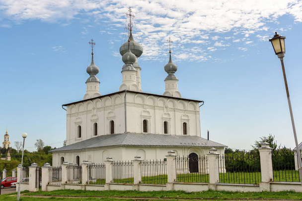 Ancient Church in Suzdal. The "Golden ring" of Russia. Historical attractions and architecture of Russia. - 写真・画像