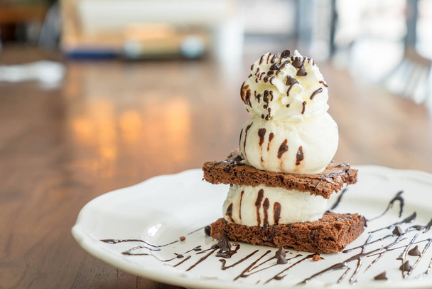 chocolate brownies with vanilla ice-cream - Photo, image