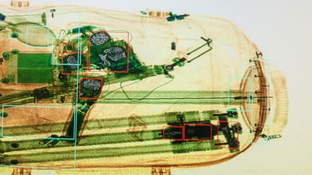 Echte X-ray foto van de koffer op de luchthaven - Video