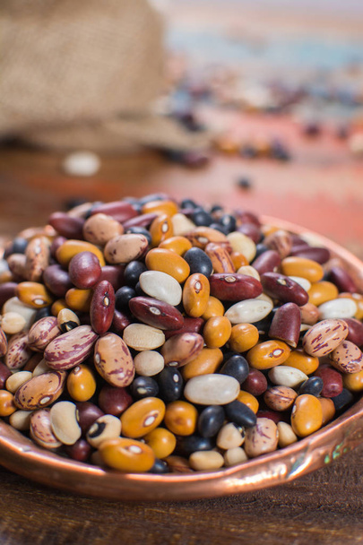 Různé bílkoviny bohaté barevné syrové Sušené fazole - Fotografie, Obrázek