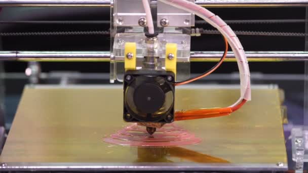 3D tiskárna, tisk - Záběry, video
