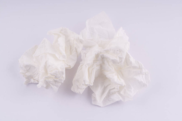 paper handkerchiefs used - Foto, Imagem