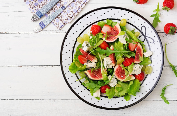vegetáriánus saláta, gyümölcs - Fotó, kép