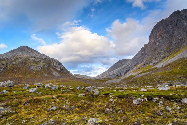 Όμορφη οροσειρά τοπίο, Τρόμσο, Νορβηγία - Φωτογραφία, εικόνα