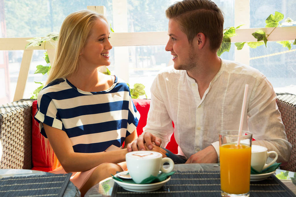 Young couple in cafe - Zdjęcie, obraz