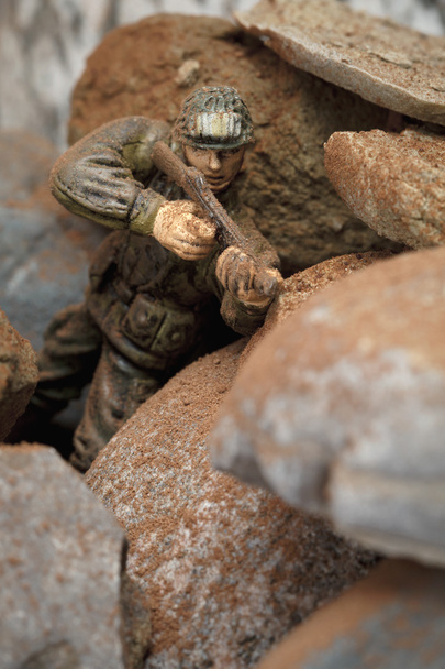 katonai katona-fegyverrel - Fotó, kép