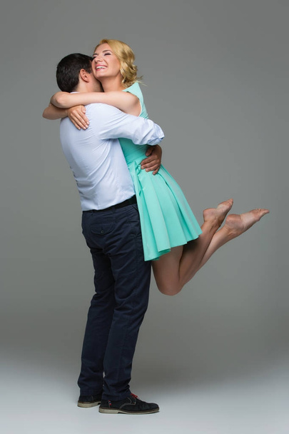 Happy couple hugging - Valokuva, kuva