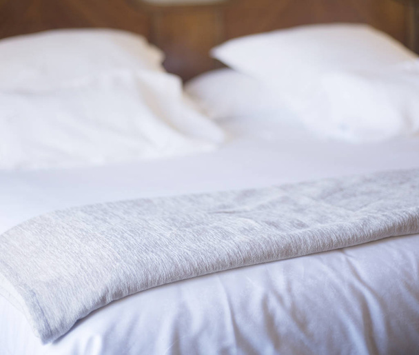 Luxusní hotel ložnice postel - Fotografie, Obrázek