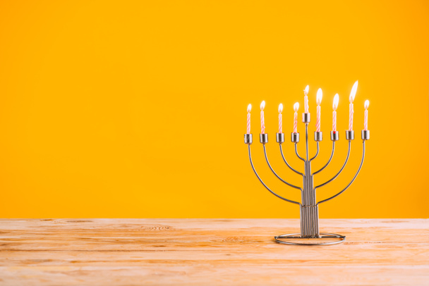 hanukkah celebrating with menorah - Zdjęcie, obraz
