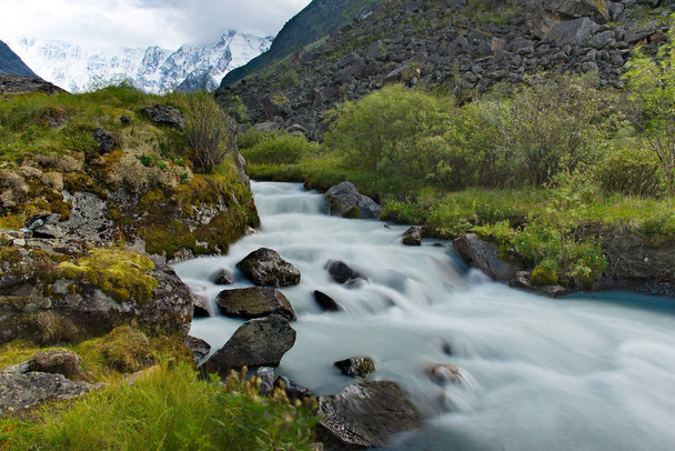 Nyáron a folyók, az Altaj hegység - Fotó, kép