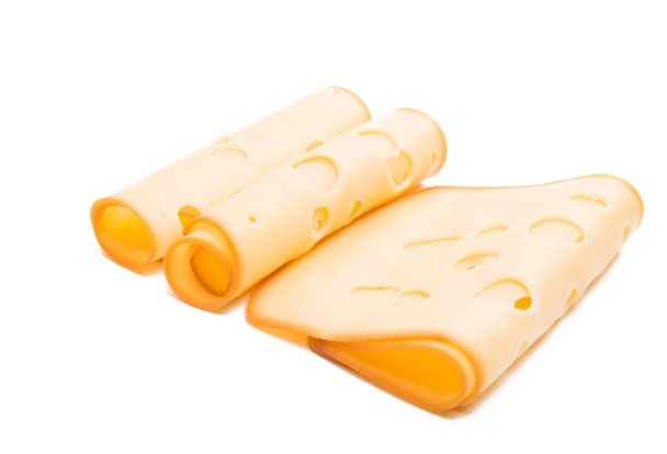 gesneden kaas geïsoleerd  - Foto, afbeelding