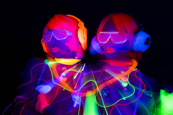 fény uv neon szexi disco női cyber baba - Fotó, kép