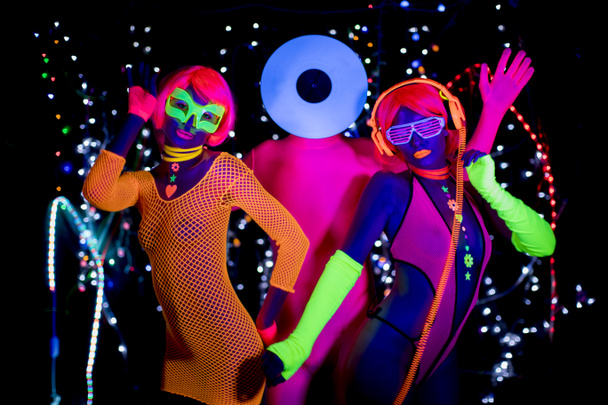 Светящийся неоновый диско-парти
 - Фото, изображение