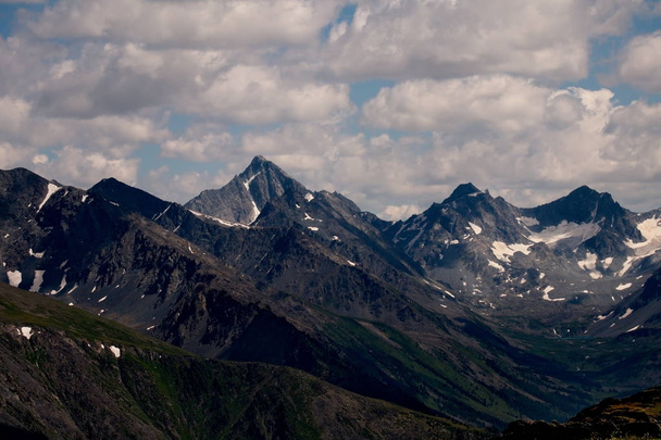 The highest mountain of Siberia - Φωτογραφία, εικόνα