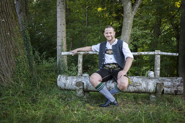 Man in Bavarian clothes - Foto, imagen