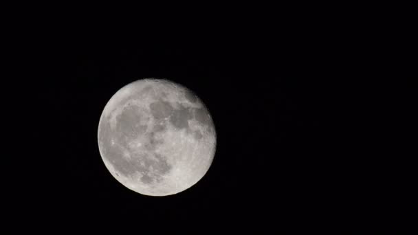 Luna llena en la noche oscura - Imágenes, Vídeo