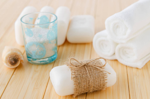 Aromatik sabunlu sağlıklı yaşam tarzı kavramı - Fotoğraf, Görsel