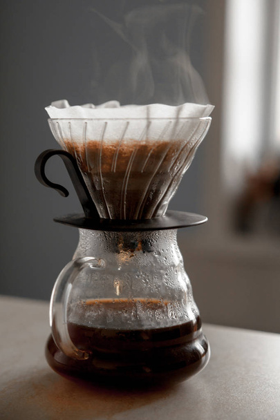 Black coffee pour over - Φωτογραφία, εικόνα