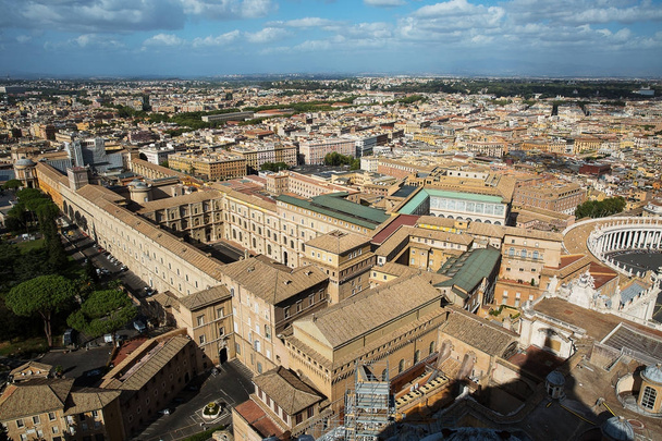 A view of the Sistine Chapel and the Vatican Museums . - Zdjęcie, obraz