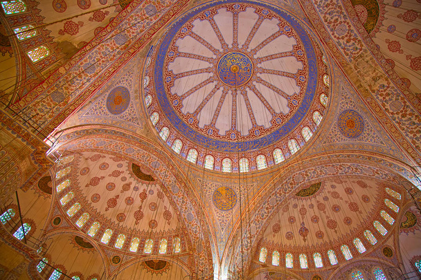 Interior of the Blue mosque - Φωτογραφία, εικόνα