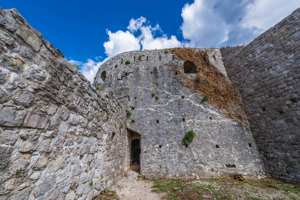 Stari Bar Fortress - Fotografie, Obrázek