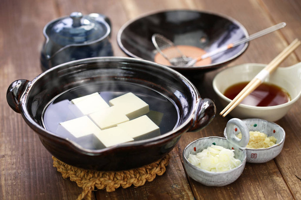 Yudofu, főtt bab túró hot pot, tofu, japán konyha - Fotó, kép