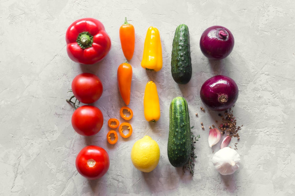 Organic food background. Vegetables on the table - Fotó, kép