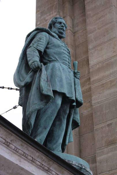 ブダペスト、彫像、広場のモニュメントの詳細の英雄広場 - 写真・画像