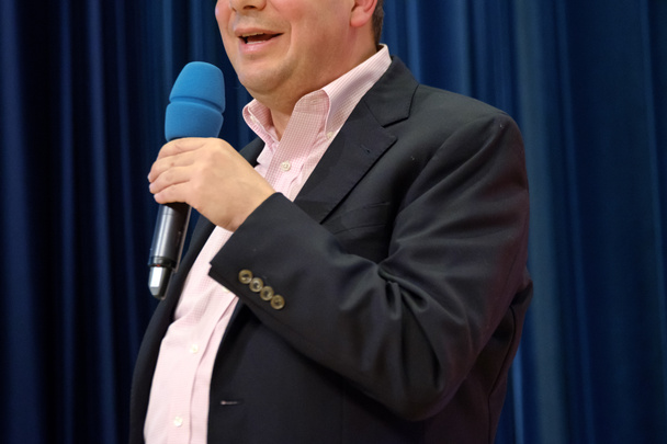 Muž ve svém projevu na konferenci - Fotografie, Obrázek