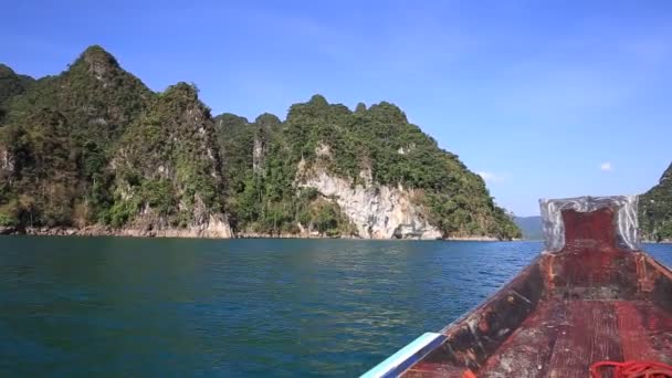 Beautiful view mountain lake and river from boat in Ratchaprapa dam, national park, Surat thani, Thailand
 - Кадры, видео