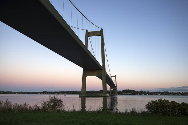 Blaue Stunde Brücke - Foto, Bild