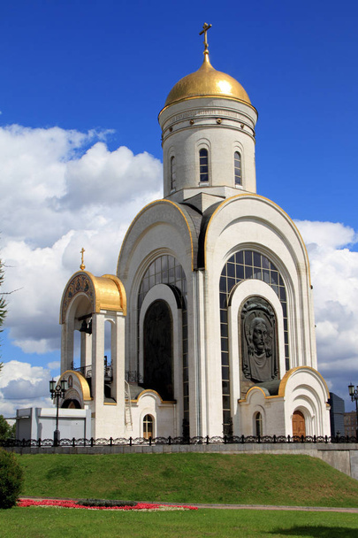 Temple of the Great Martyr George the Victorious on Poklonnaya Hill. - Foto, Bild