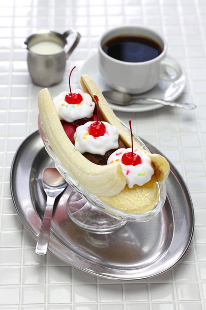 домашнее банановое мороженое
 - Фото, изображение