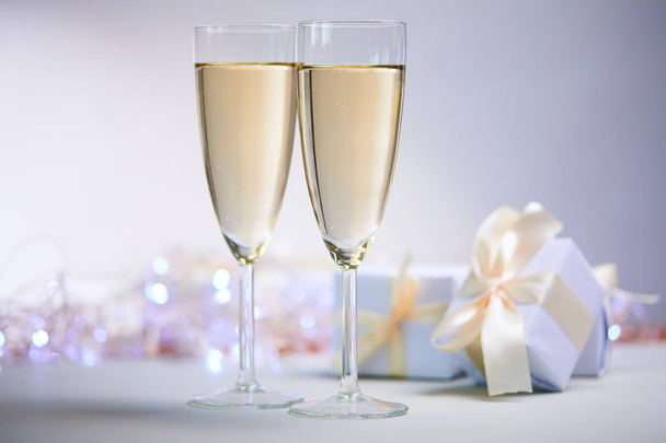 new year decorations with champagne wineglasses, holiday concept - Foto, Imagen