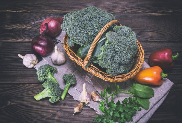 fresh cabbage broccoli in a basket  - Fotoğraf, Görsel
