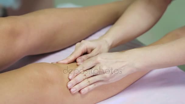 foot massage in salon - Footage, Video