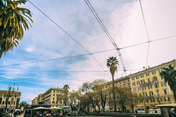Красивые улицы и достопримечательности Рима
 - Фото, изображение