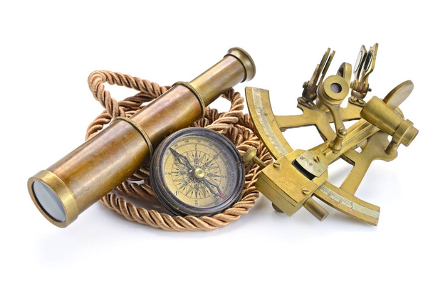 bússola, sextante e spyglass no branco
 - Foto, Imagem