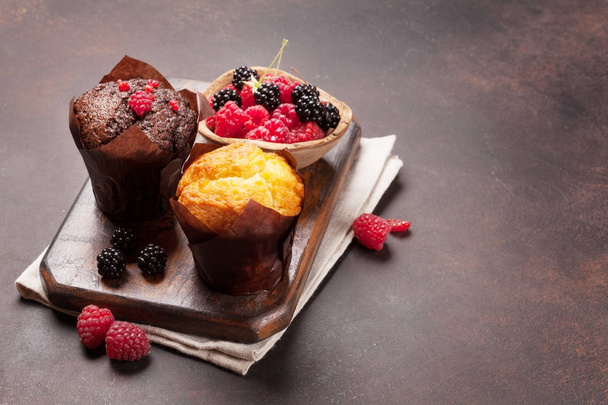 Muffins with berries - Fotografie, Obrázek