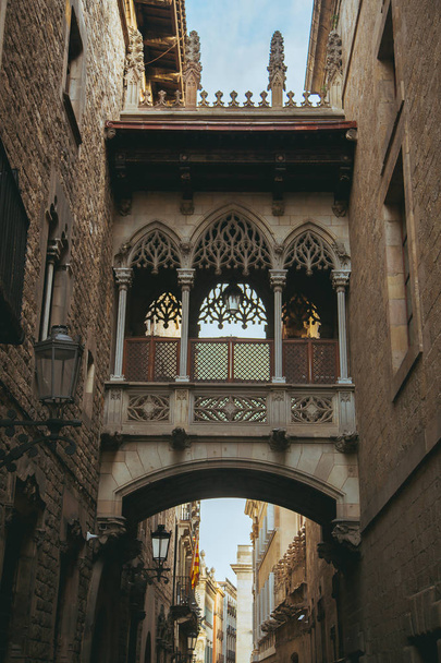 Bridge at Carrer del Bisbe in Barri Gotic (Bishop Street), Barcelona, Catalonia, Spain - Photo, image