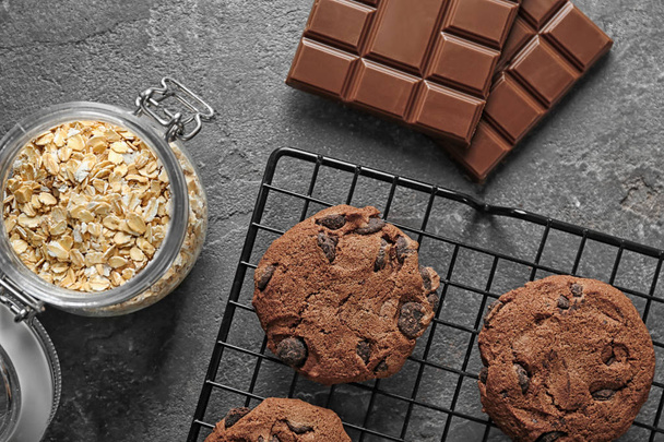 Delicious oatmeal cookies with chocolate chips - Foto, immagini
