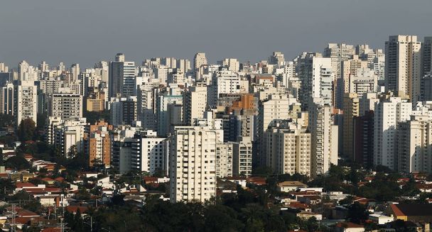 Grande cidade com seus edifícios, São Paulo Brasil
 - Foto, Imagem