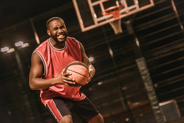 Afro American basketball player - Fotoğraf, Görsel